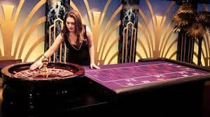 Philippines player watching live sports betting on 8k8 login mobile platform